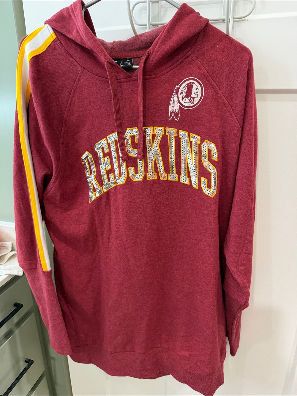 Washington Redskins Women's Maroon Hooded Sweatshirt